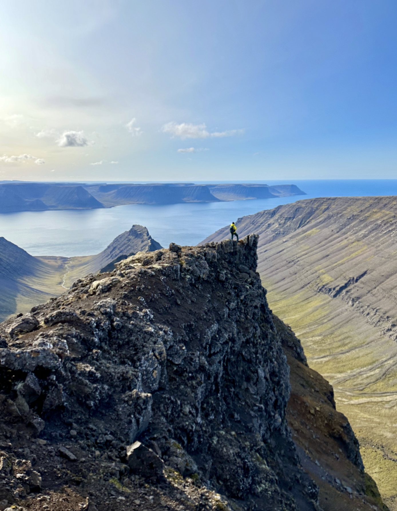 Útsýni yfir Arnarfjörð af Kaldabak Útsýni yfir Arnarfjörð af Kaldabak