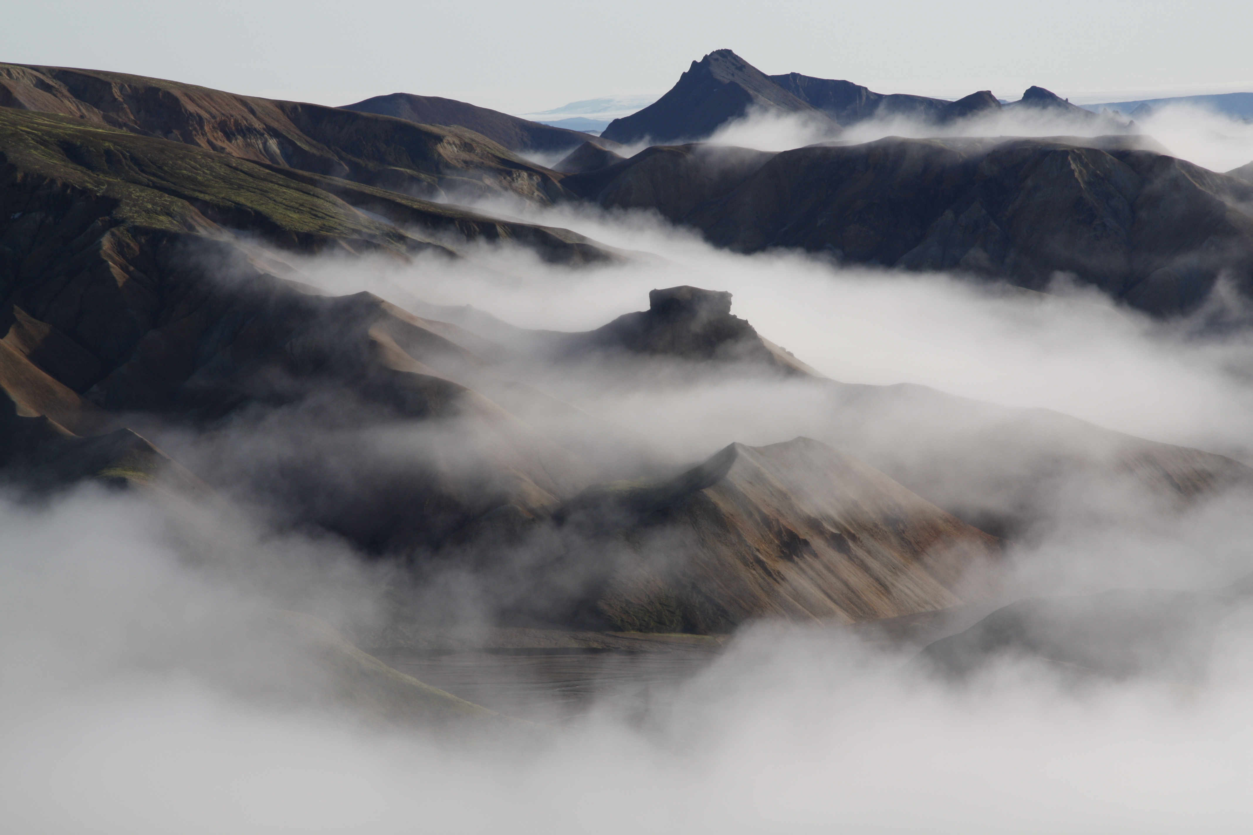 Hatturinn í Jökulgili í dúlúð og dalalæðu.