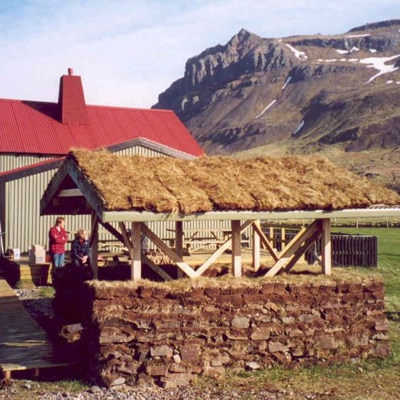 Valgeirsstaðir, grill