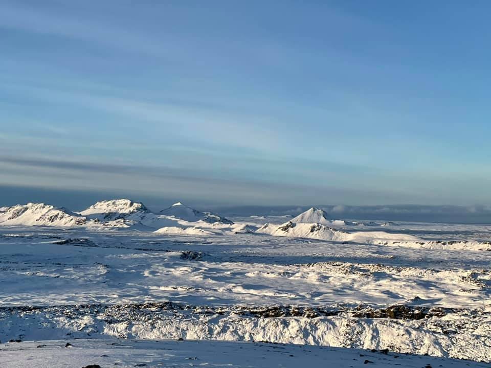 Keilir, Trölladyngja og Grænadyngja í vetrarklæðum