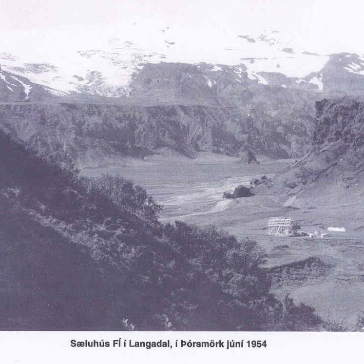 Sæluhús FÍ í Langadal, í Þórsmörk júní 1954