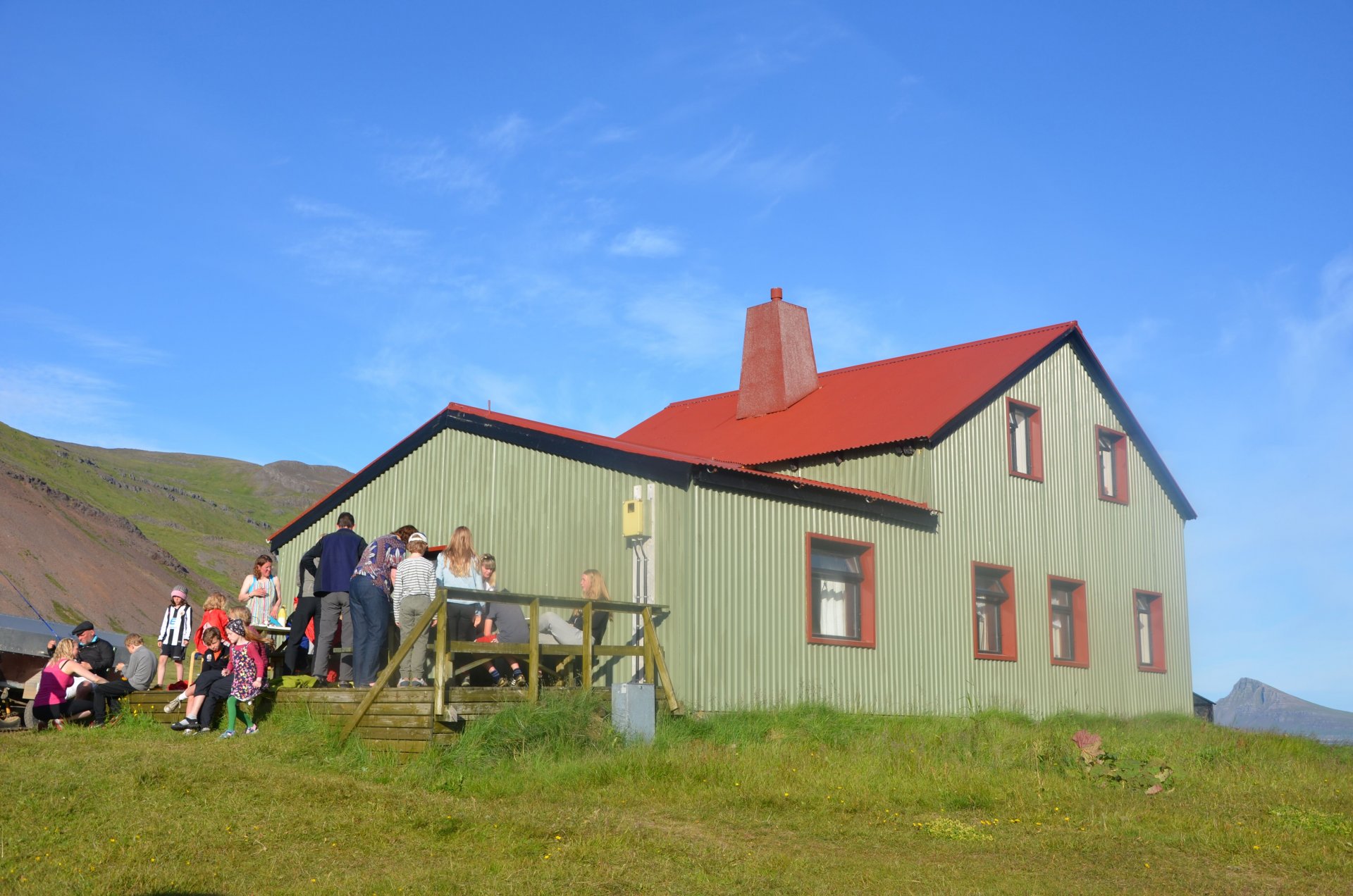 Valgeirsstaðir, skáli FÍ í Norðurfirði. 