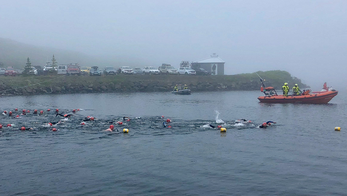 65 FÍ Landvættir luku keppni í Urriðavatnssundinu nú um helgina