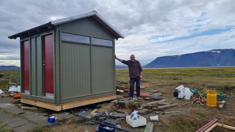 Ný salernisaðstaða við skálann í Hvítárnesi