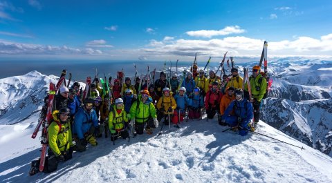 Austfjarðarveisla  - á skíðum skemmti ég mér 